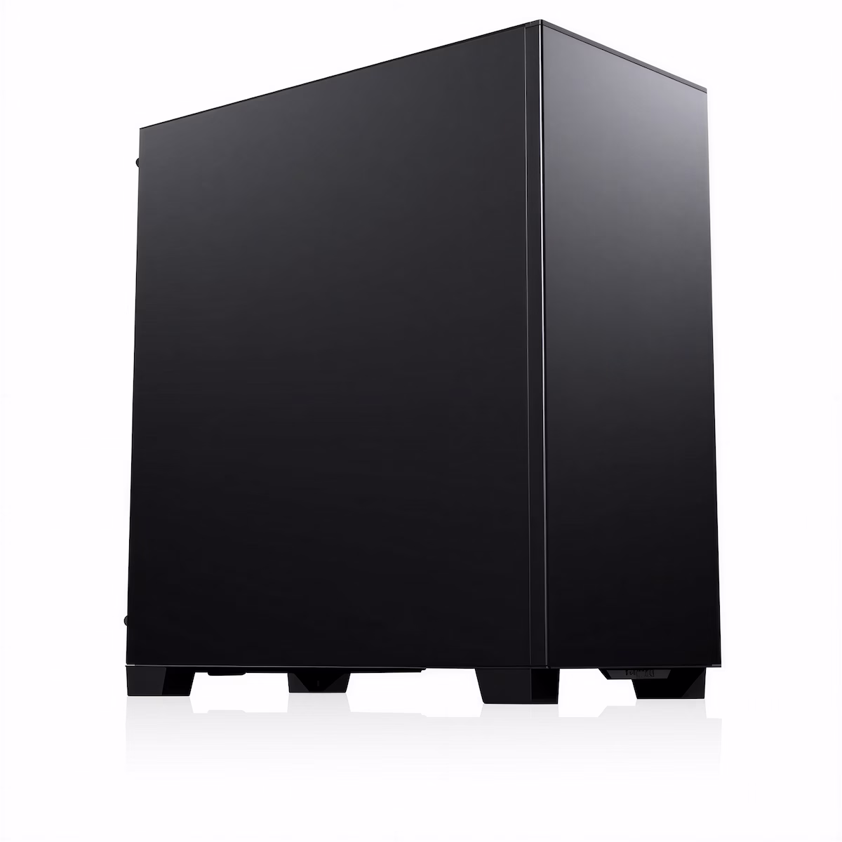 Komputer SILENT w cichej obudowie z kartą GeForce i procesorem AMD Ryzen